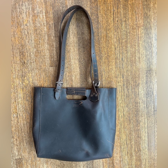 Saddleback Everyday Leather Tote - Picture 3 of 14